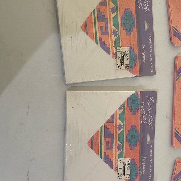 Vintage 90s stationary Aztec floral and cactus design 40 envelopes &  89 sheets - Picture 3 of 14
